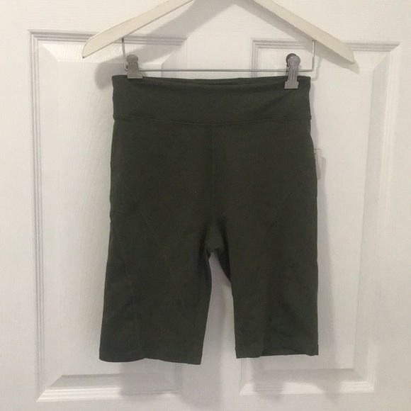 NWT FP MOVEMENT BIKER SHORTS - Picture 6 of 6